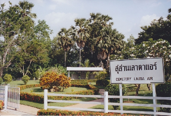 Der "Lauda Air Friedhof" in Thailand - Foto: Daduschu / Wiki Commons Der "Lauda Air Friedhof" in Thailand - Foto: Daduschu / Wiki Commons