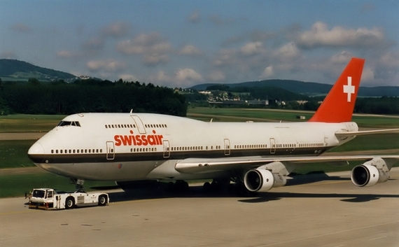 Eine von zwei Boeing 747-357 der Swissair in Zürich, 1998 - Foto: Stefan Grünig