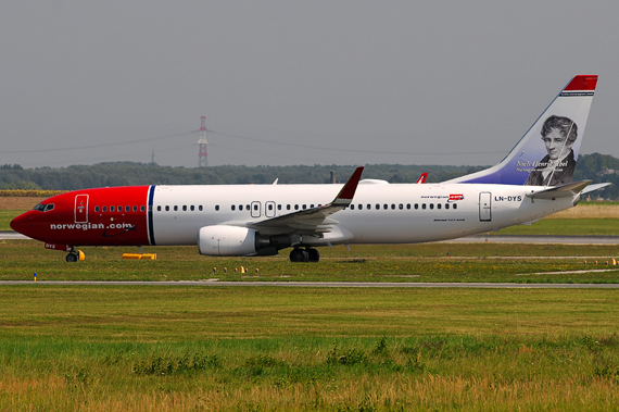 Boeing 737-800 von Norwegian - Foto: Chris Jilli