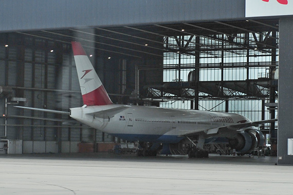 Die havarierte Maschine im Hangar, aufgenommen am 8. Juni - Foto: ZVG (vielen Dank!)