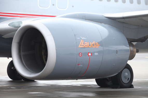 Triebwerk der Boeing 737-800 OE-LNK - Foto: Christian Zeilinger