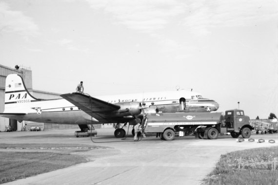 DC-4 der Pan Am, 1954 - Foto: Archiv AAM