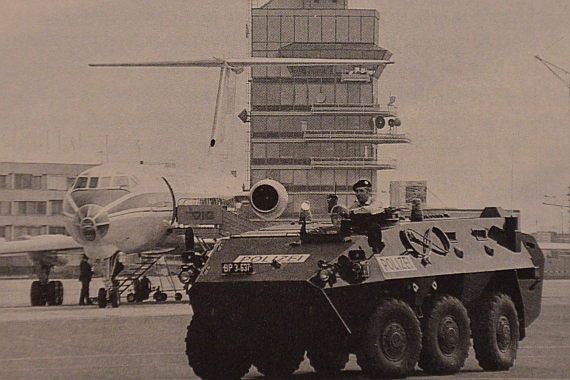 Ein Pandur Radpanzer der Flughafenpolizei; nachdem das Gefährt defekt war, wurde es niemals ersetzt - Foto: Archiv Austrian Wings Media Crew