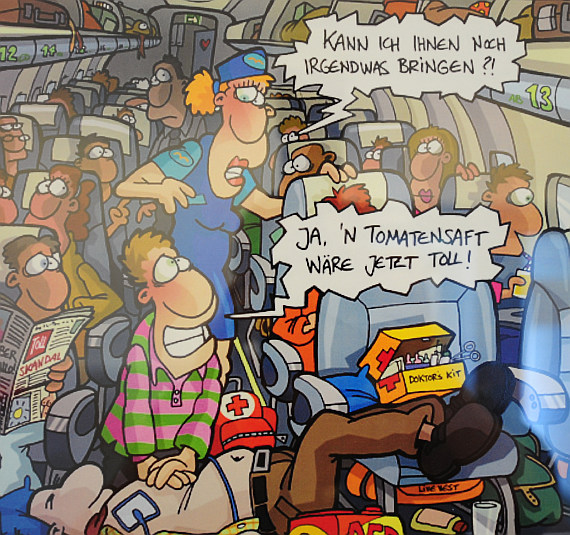 Patient im Flugzeug: Was Karikaturist Daniel Lüdeling für "Doc on Board" so humorvoll illustriert hat, bedeutet in der Praxis nicht nur Überwindung für den Arzt, sondern auch viel Improvisationstalent bei der Versorgung. (Repro: PA / Austrian Wings Me