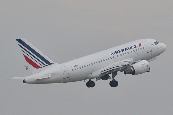 Air France Airbus A318 F-GUGG beim Start Foto PA Austrian Wings Media Crew