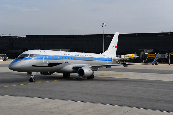 LOT Polish Airlines Embraer E175 Retro SP-LIE_9 Foto PA Austrian Wings Media Crew
