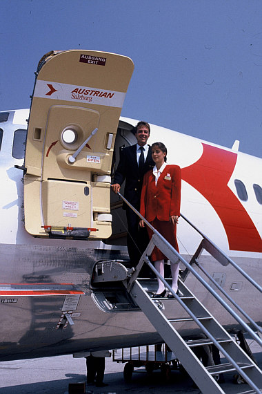 AUA Austrian Airlines Crew MD-80 Foto Archiv Austrian Airlines