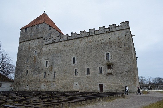 Die Festung in der Stadt Kuressaare dient als Museum und als Freilichtbühne.