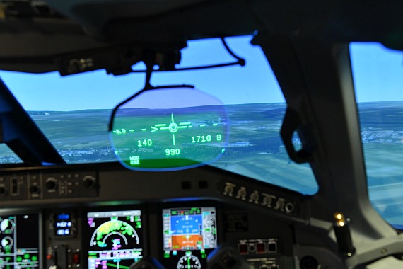 So stehen etwa für beide Piloten Head Upd Displays (HUD) zur Verfügung.