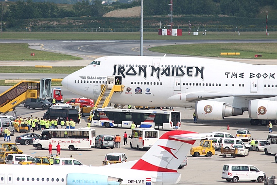 Iron Maiden Boeing 747-400 Ed Force One TF-AAK Foto Kathi Schlapsi_006