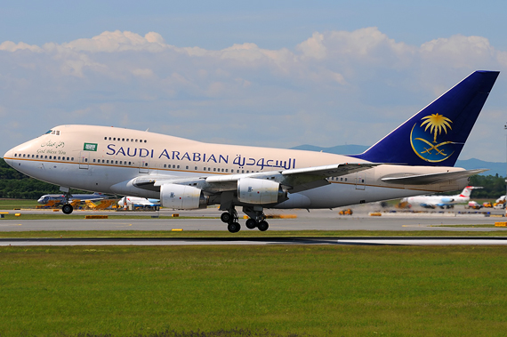 Nicht im regulären Passagierverkehr, sondern im Rahmen von Staatsbesuchen waren auch die saudiarabischen 747SP in Wien zu Besuch - Foto: Austrian Wings Media Crew