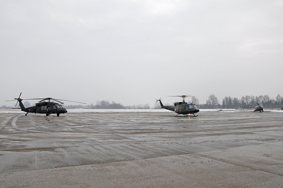 V.l.n.r.: Black Hawk, AB 212, Alouette III - Foto: Austrian Wings Media Crew