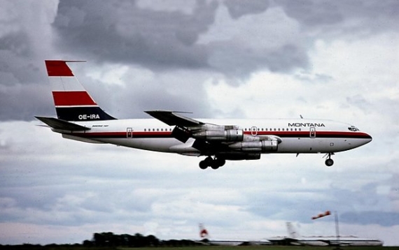 Mit Aer Lingus pflegte Montana eine enge Zusammenarbeit, unter anderem bei der Wartung der Flugzeuge, weshalb die Maschinen häufig in Dublin zu Gast waren; hier die OE-IRA aufgenommen im Oktober 1977 beim Endanflug auf Dublin - Foto: Bill Sheridian