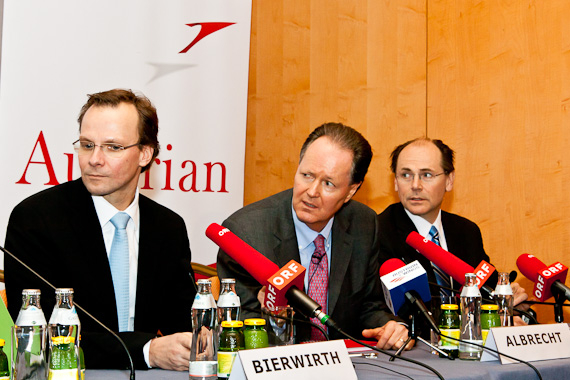 AUA-Vorstände Bierwirth, Albrecht und Malanik - Foto: U. Lehner / Austrian Wings AUA-Vorstände Bierwirth, Albrecht und Malanik - Foto: U. Lehner / Austrian Wings