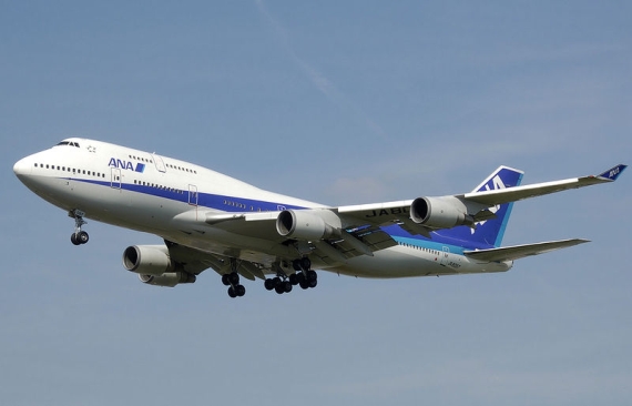 All Nippon Airways, im Bild eine Boeing 747-400 der Gesellschaft, will die erste japanische Billigfluglinie gründen - Foto: Konstantin von Wedelstädt