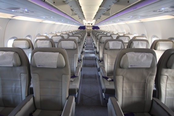 Gediegenes Ambiente in der Economy Class Gediegenes Ambiente in der Economy Class