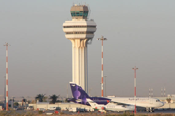 A320 von Wataniya am Heimatflughafen in Kuwait A320 von Wataniya am Heimatflughafen in Kuwait