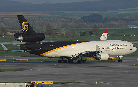 UPS MD-11F N256UP Foto PA Austrian Wings Media Crew