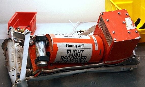 Flugschreiber Flight Data Recorder FDR CVR MetroJet A321 crashed 31102015 Sinai Foto Russisches Katastrophenschutzministerium