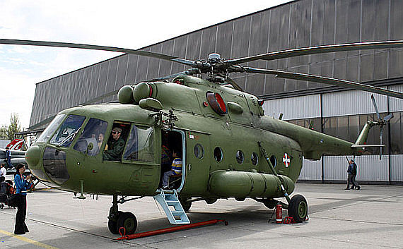 Mil Mi-17 serbische Streitkräfte Foto Srdan Popovic via Wiki Commons