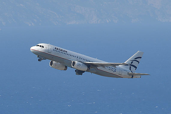 Aegean Airlines Airbus A320 Rhodos SX-DGL DSC_0275 Foto Huber Austrian Wings Media Crew