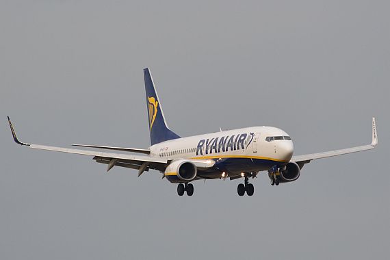 Ryanair Boeing 737-800 EI-EFJ Foto PA Austrian Wings Media Crew