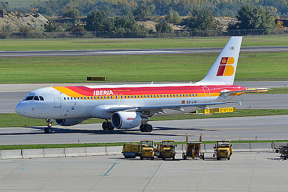 Iberia Airbus A320 EC-LUL Foto PA Austrian Wings Media Crew
