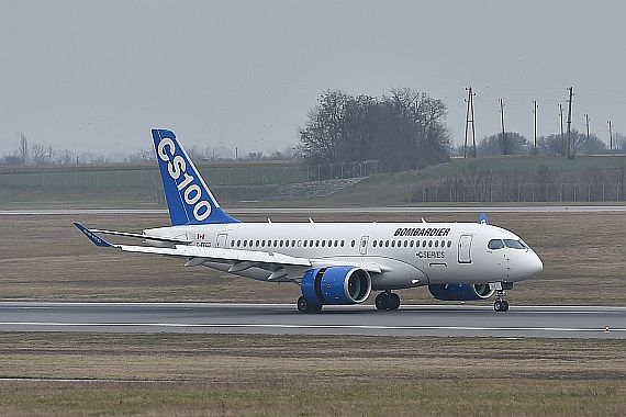 Erstlandung Bombardier CSeries CS100 Flughafen Wien 11032016 C-FFCO Foto Huber Austrian Wings Media Crew_022