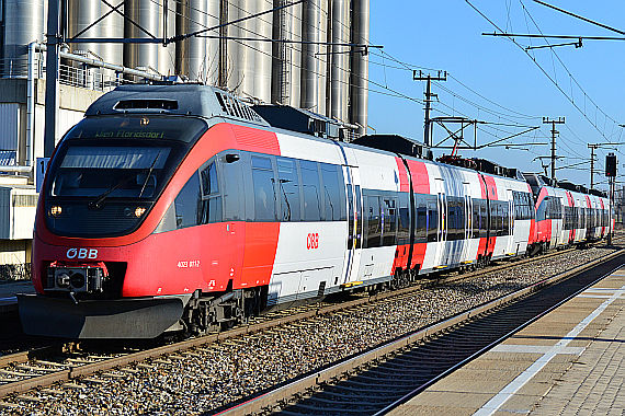 S7 S 7 Schnellbahn Flughafenschnellbahn_modern Symbolbild Sujetbild Foto PA Austrian Wings Media Crew