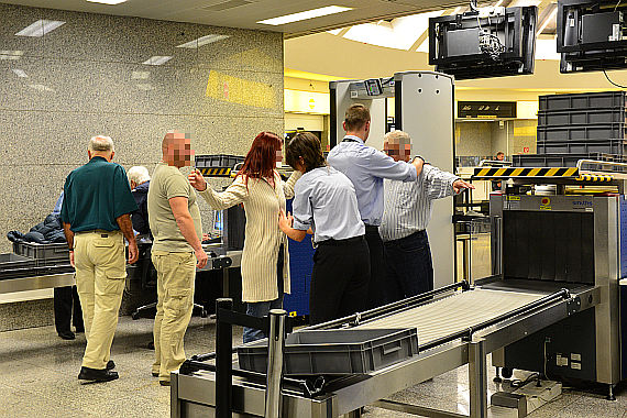 Flughafen Wien Sicherheitskontrolle Siko Security_4 Foto PA Austrian Wings Media Crew