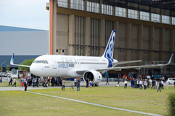 Rollout Airbus A320neo Foto Airbus