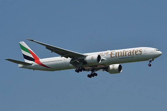 Emirates Boeing 777-300ER A6-EGH Foto Huber Austrian Wings Media Crew