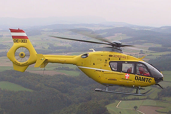 Christophorus 9 Notarzthubschrauber im Flug Foto Courtesy ÖAMTC Team Christophorus 2