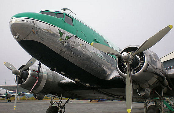 Buffalo Airways DC-3 Foto Wiki