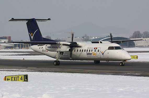 Dash 8-300 von Intersky am Flughafen Salzburg - Foto: Christian Zeilinger