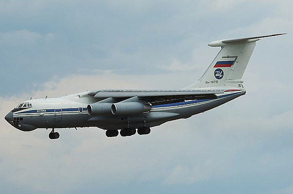 Anflug IL-76 RA-76719 Foto Matthias Laposa