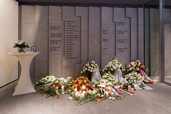 Germanwings-Gedenkstätte Flughafen Düsseldorf - Foto DUS