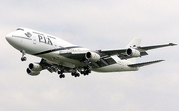Pakistan International Airlines (PIA) Boeing 747-300 - Foto: Adrian Pingstone / Wiki Commons