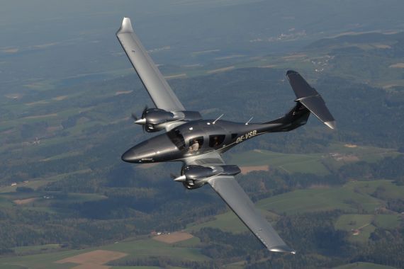 Diamond Aircraft DA62 OE-VSB airtoair Foto Huber Austrian Wings Media Crew_18