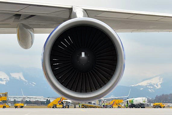 744UN153 Transaero Boeing 747-400 Triebwerk Foto Austrian Wings Media Crew