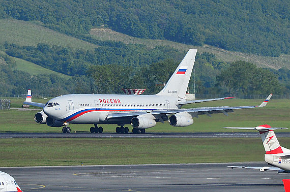 Rossiya IL-96 RA-96019 Foto PA Austrian Wings Media Crew