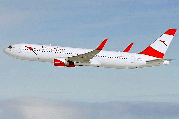 AUA Austrian Airlines Boeing 767-300ER OE-LAZ AirtoAir Foto Bundesheer