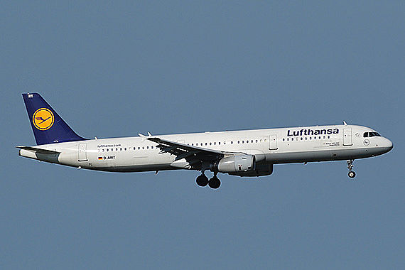 Lufthansa Airbus A321 D-AIRT