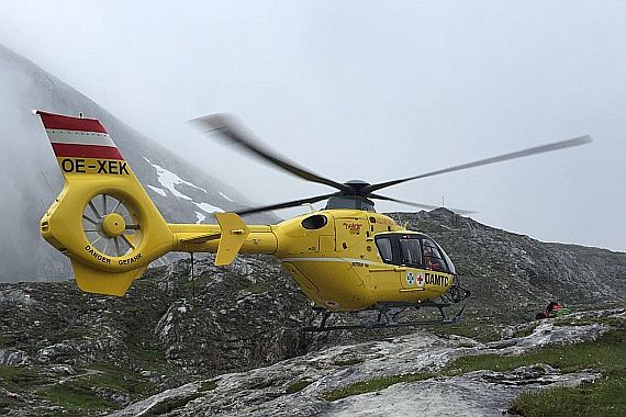 ÖAMTC Flugrettung Christophorus 14 EC135 EC 135 OE-XEK Einsatz Guttenberghaus Mitte Juli 2016 Foto Franz Eisl Bergrettung
