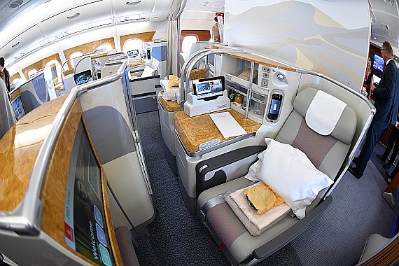 DSC_0148 Emirates Airbus A380 A6-EUB Empfang Flughafen Wien 22. Juni 2016 Foto Huber Austrian Wings Media Crew Business Class
