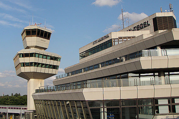 Flughafen Berlin Tegel Symbolbild Sujetbild Foto Huber Austrian Wings Media Crew_1