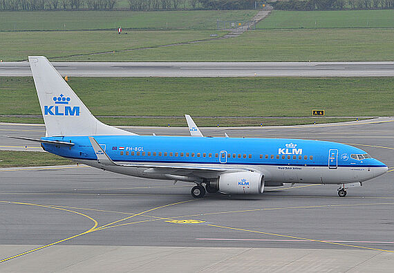Boeing 737-700 der KLM in Wien - Foto: Austrian Wings Media Crew