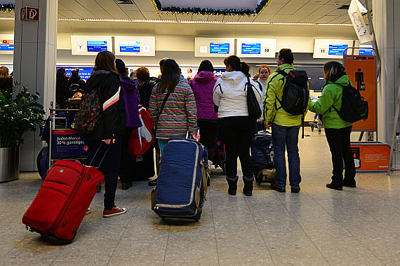 Passagiere Flughafen Salzburg_1 Foto PA Austrian Wings Media Crew