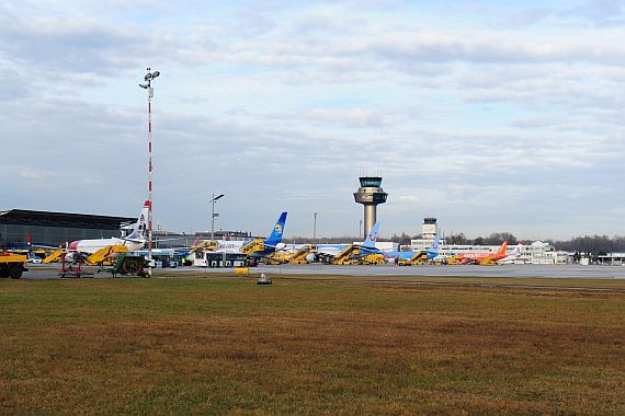 Flughafen Salzburg Jänner 2014 Symbolbild Sujetbild Foto PA Austrian Wings Media Crew