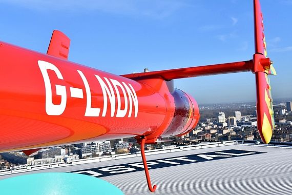 London's Air Ambulance G-LNDN Heck - Foto: LAA